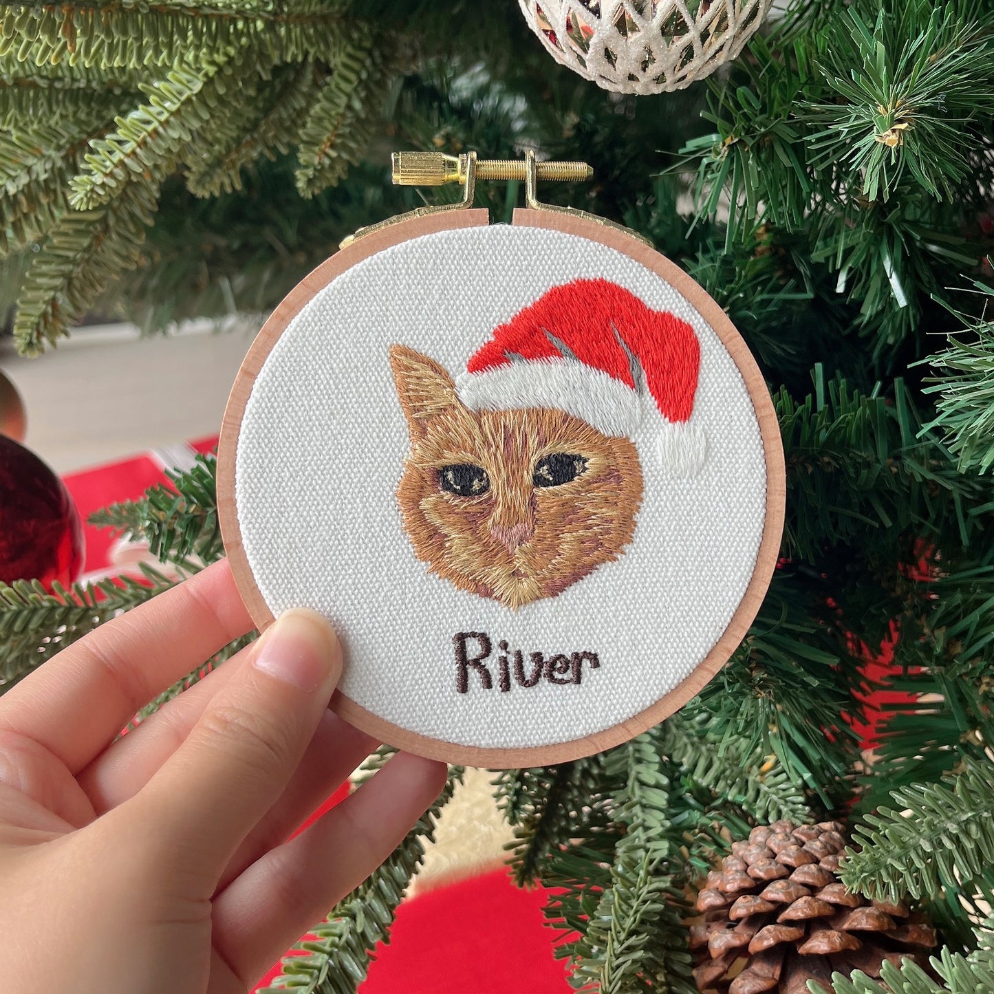 Custom Embroidered Pet Face Portrait Ornament, Personalized Embroidered Christmas Ornament
