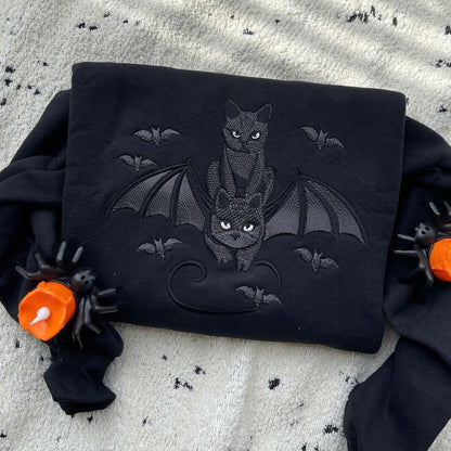 Embroidered Halloween Black Cat Sweatshirt, Halloween Tee,Bats Shirt Dark Humor Gothic Style Bat Tee,Top Cat Lover Gift,Trendy Spooky Season