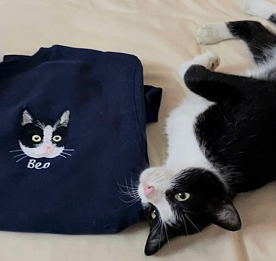 Custom Pet Portrait Embroidered Sweatshirt