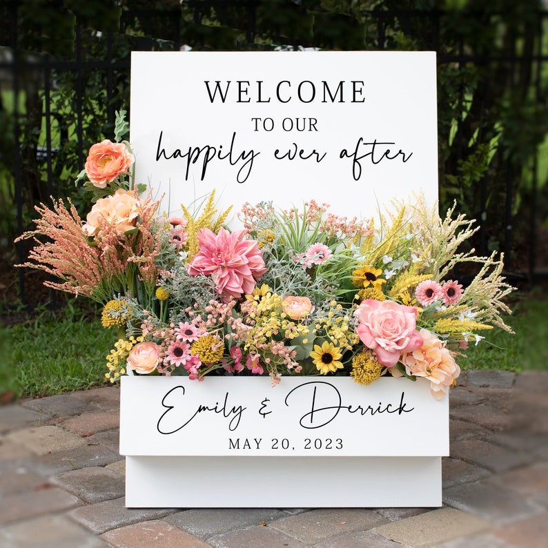 Custom Flower Box Welcome Wooden Sign, Personalized Wedding Decor, Floral Welcome Board For Ceremony