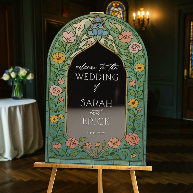 Custom Acrylic Wedding Welcome Sign with Wildflowers, Floral Mirror Wedding Entrance Sign, Modern Acrylic Wedding Decor